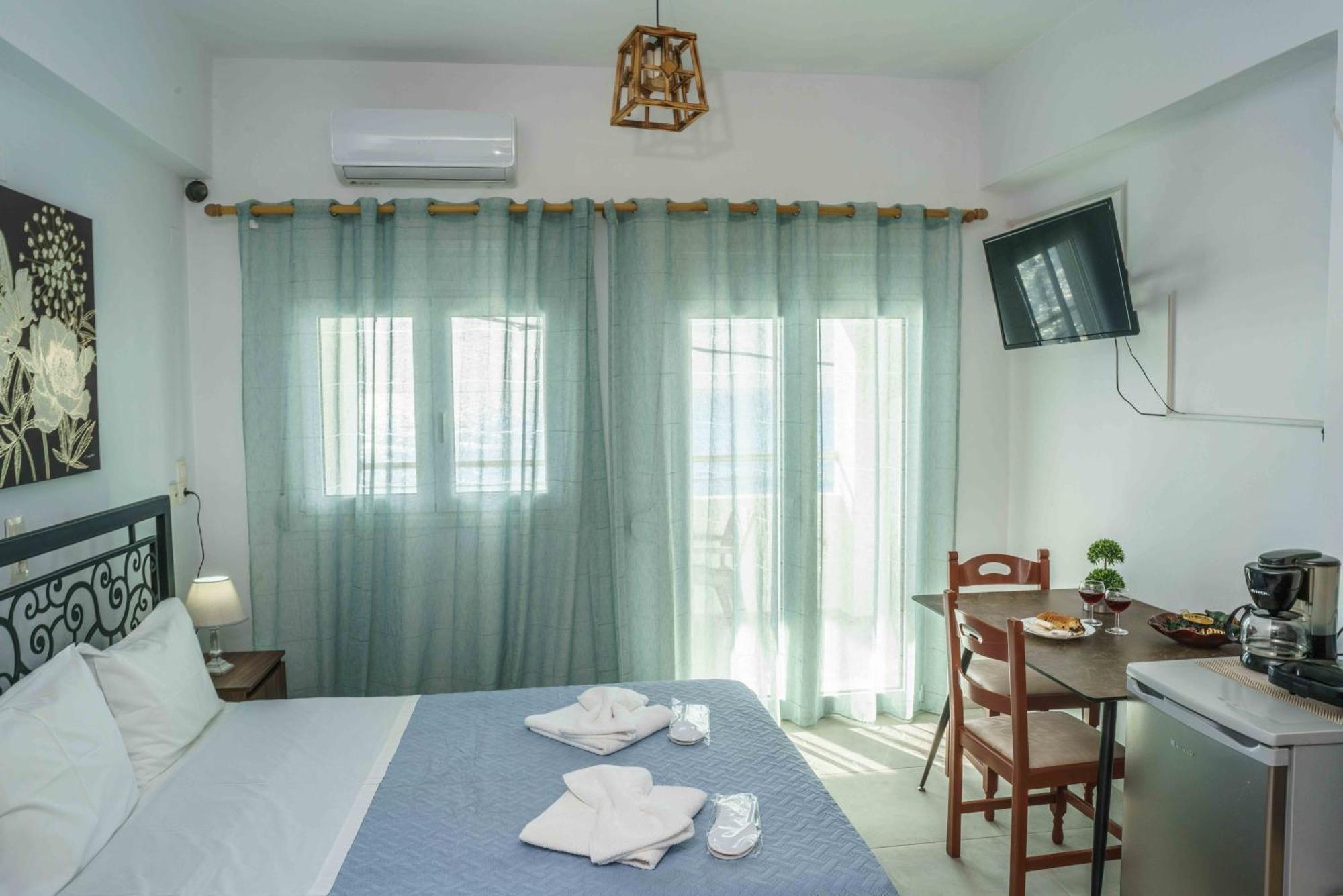 Ioannis Rooms Δωμάτια Με Θεα Στη Θαλασσα Paránimfoi Exterior foto